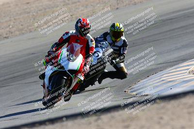 media/Jan-08-2022-SoCal Trackdays (Sat) [[1ec2777125]]/Turn 10 (2pm)/